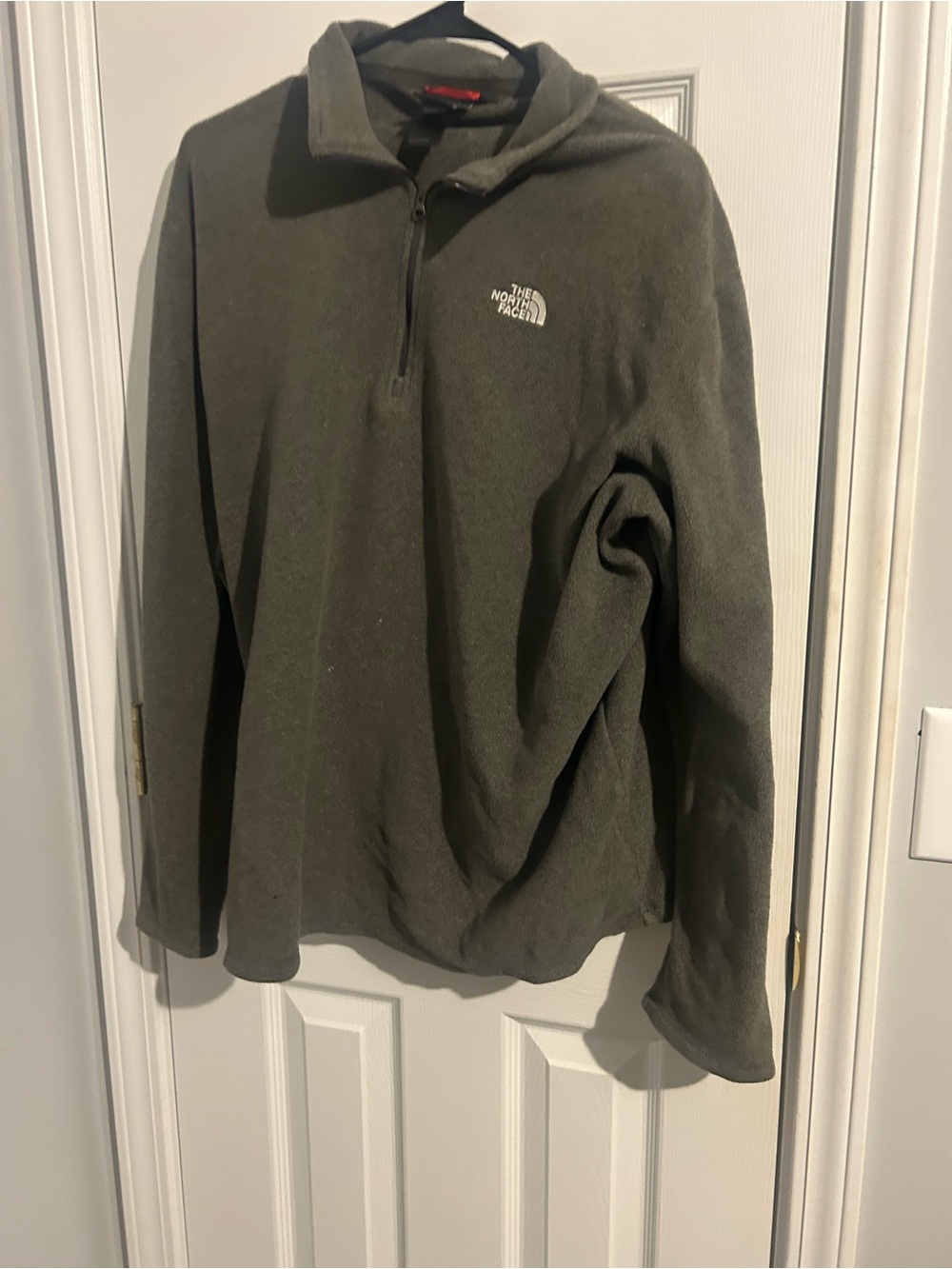 The North Face Men's Olive Green Half-Zip Fleece Pullover